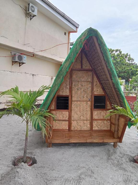 Suzuki Beach Hotel Olongapo Luaran gambar