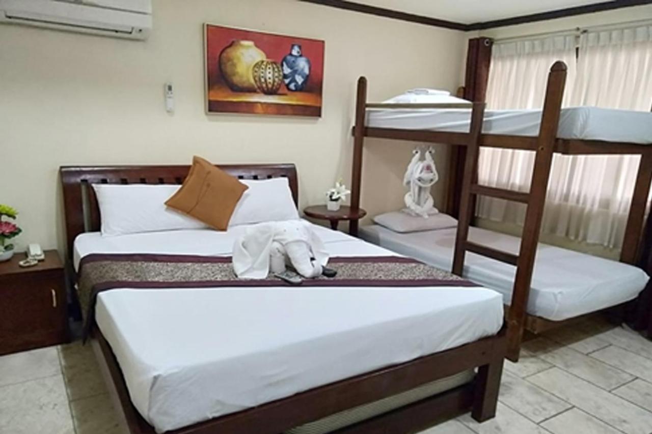 Suzuki Beach Hotel Olongapo Luaran gambar